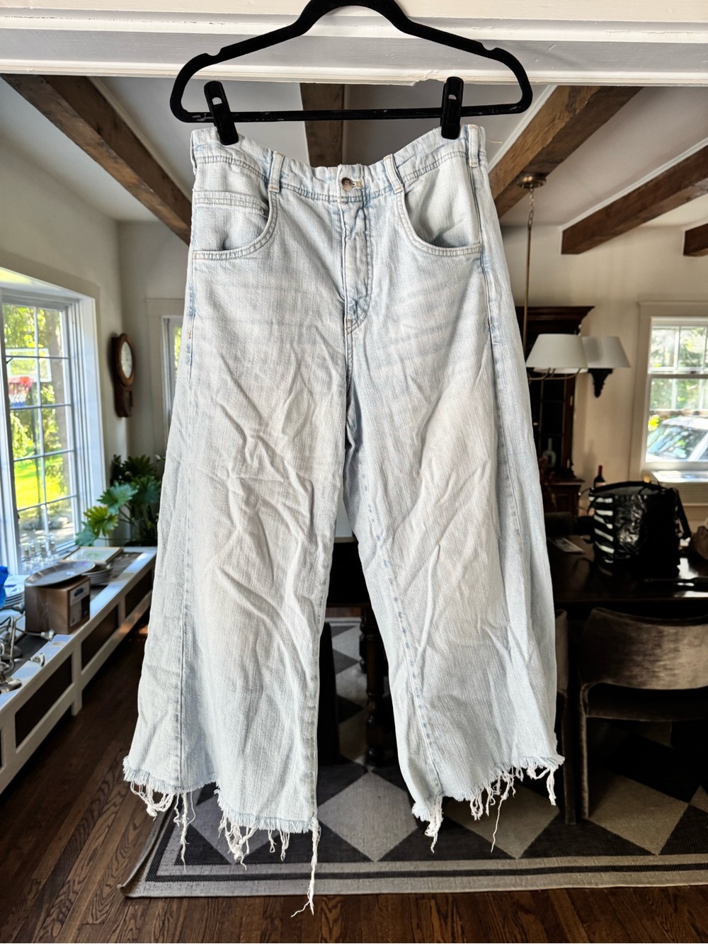 Pilcro Light Wash Wide Leg Women’s Jeans - Casual Frayed Hem